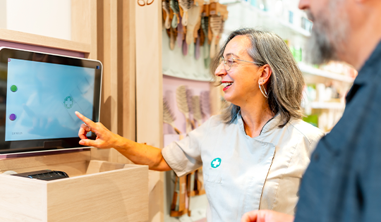 Del mostrador al checkout online Del mostrador al checkout online: así integra un conector de pagos para Odoo tu POS y tu tienda en línea